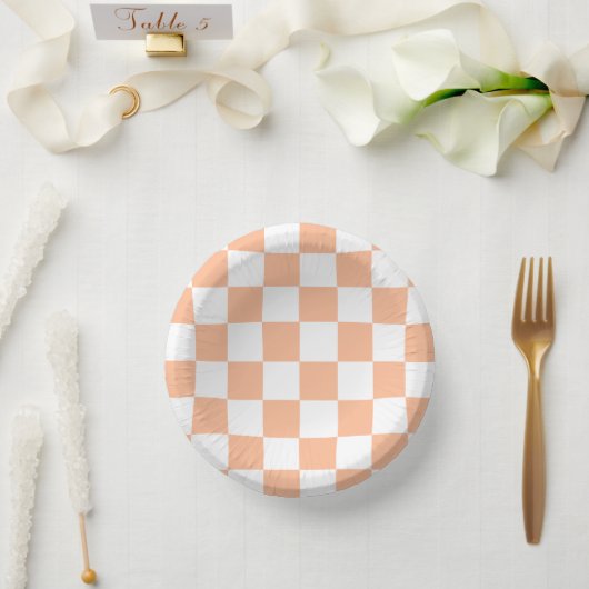 Pfirsich Fuzz Kariertes Gingham-Muster Pappteller (Hochzeit)