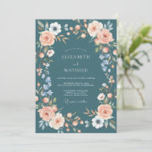 Pfirsich Serene Florale Romanze Hochzeit Einladung (Stehend Vorderseite)