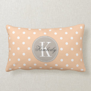 Pfirsich-Tupfen mit Taupe-Monogramm Lendenkissen