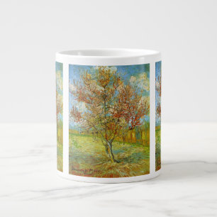 Pfirsichbaum in Blüte von Vincent van Gogh Jumbo-Tasse