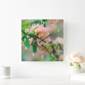 Pfirsichblühende Uhr (Zuhause)