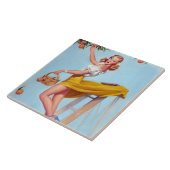 Pfirsiche Pin Up Fliese (Seite)