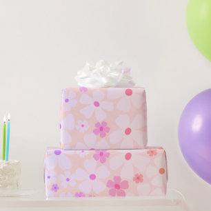 Pfirsichfarbene Blumenpower zum Geburtstag Geschenkpapier