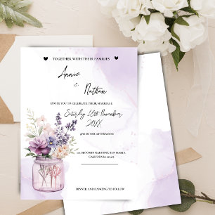 Pfirsichviolette Blumen in Mason Jar Hochzeitseinl Postkarte