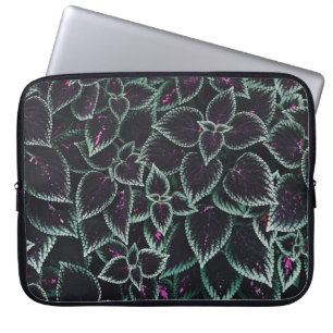 Pflanze aus grünen Blättern Laptopschutzhülle