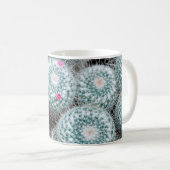 Pflanze mit Tiny Pink Blume Kaffeetasse (VorderseiteRechts)
