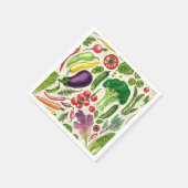 Pflanzliche und pflanzliche Gartenernte auf weißem Serviette (Ecke)