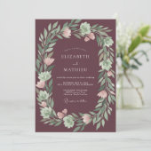 Pflaume Grüne Florale Hochzeit Einladung (Stehend Vorderseite)