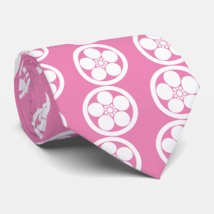Pflaumenblüte im Umebachi-Stil Krawatte