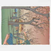 Pflaumengarten von Hiroshige Fleecedecke (Vorderseite (Horizontal))