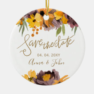 Pflaumengelbe Blütengoldkalligrafie Save the Date Keramik Ornament