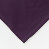 PflaumenLila Karierte Monogramm Große Fleecedecke (Ecke)