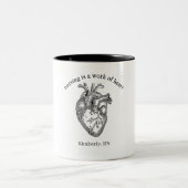 Pflege ist ein Werk der Kaffee-Tasse Zweifarbige Tasse (Mittel)