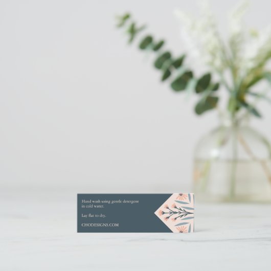 Pflegeinstruktionen Elegante Blumenfliesen Rosa Mini Visitenkarte (Stehend Vorderseite)