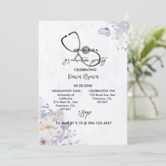 Pflegende Graduierungspartei Wasserfarbe Lila Blüt Einladung (Stehend Vorderseite)