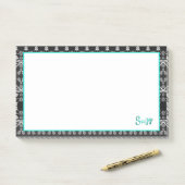 Pfosten Sie die Notiz für Suzy oder Sie (Auf Schreibtisch)