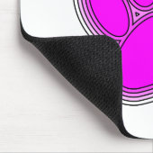 Pfoten des Hundes mit rosa Konturen Mousepad (Ecke)