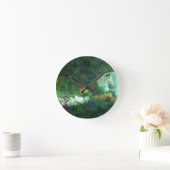 Phantasti: Lady of the Marble Clock Runde Wanduhr (Zuhause)