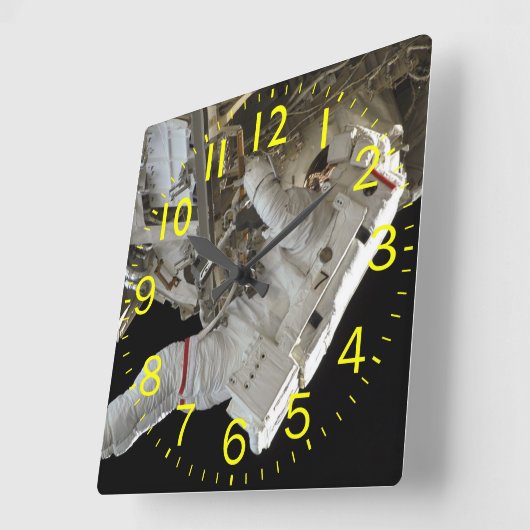 Phantastisch Astronaut Quadratische Wanduhr (Winkel)