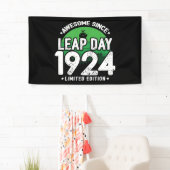 Phantastisch seit 1924 Leap Year Day Feb 29 Birthd Banner (Insitu)