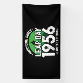 Phantastisch seit 1956 - Leap Day Leap Year Birthd Banner (Vertikal)