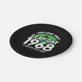 Phantastisch seit 1968 Leap Year Day Feb 29 Geburt Pappteller (Schrägansicht)