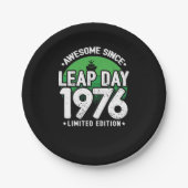 Phantastisch seit 1976 Leap Year Day Feb 29 Birthd Pappteller (Vorderseite)