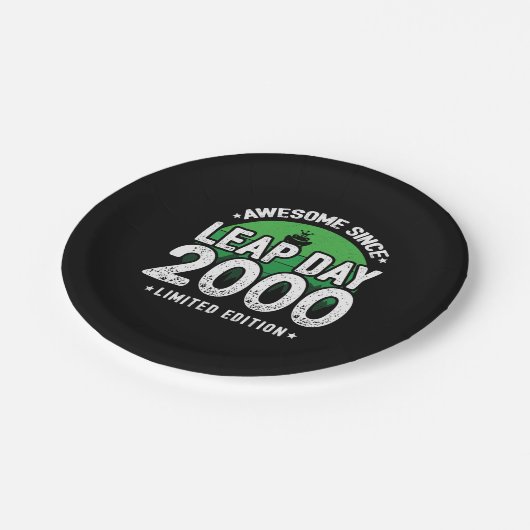 Phantastisch seit 2000 Leap Year Day Feb 29 Geburt Pappteller (Schrägansicht)