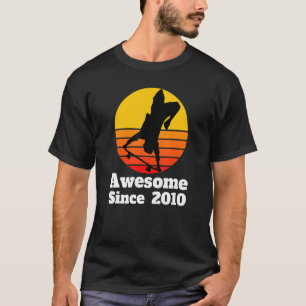 Phantastisch seit 2010 Coole Skateboarding Tricks T-Shirt