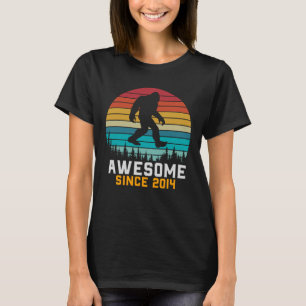 Phantastisch seit 2014 Birthday Bigfoot Retro T-Shirt