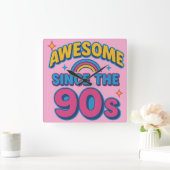 Phantastisch seit den 90er Jahren - farbenfroher R Quadratische Wanduhr (Zuhause)