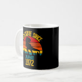 Phantastisch seit Juni 1972 T Rex Dinosaurier Kaffeetasse (Vorderseite Links)
