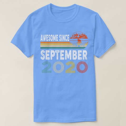 Phantastisch seit September 2020 T-Shirt (Design vorne)