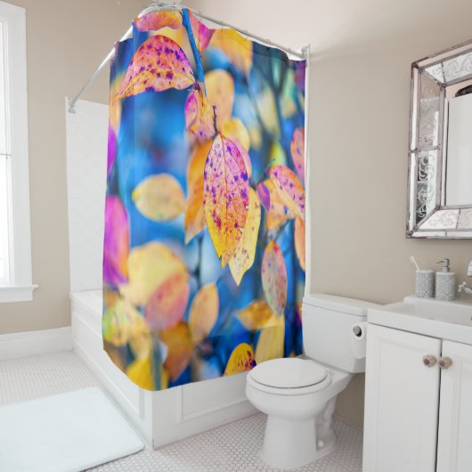 Phantastische Blätter von Cotonou Duschvorhang (Beispiel)