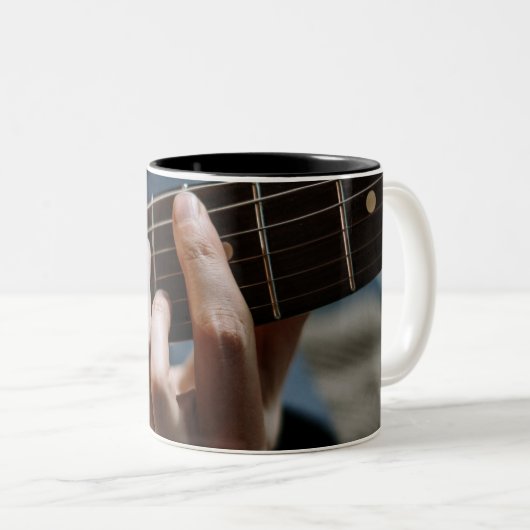 Phantastische Gitarre Zweifarbige Tasse (VorderseiteRechts)