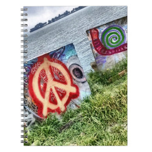 Phantastische Graffiti Art in Berkeley Kalifornien Notizblock