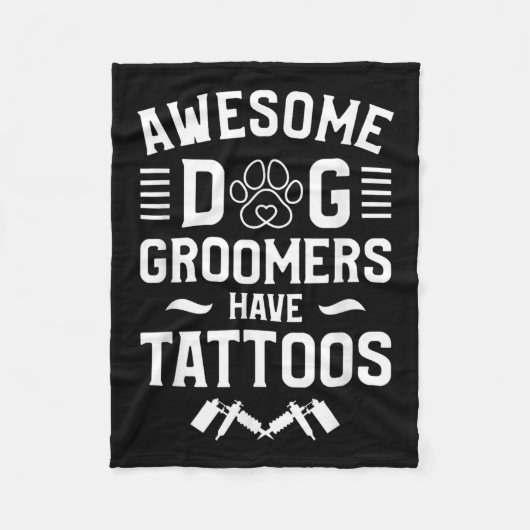 Phantastische Hunde Groomer haben Tattoos Tattoo L Fleecedecke (Vorderseite)