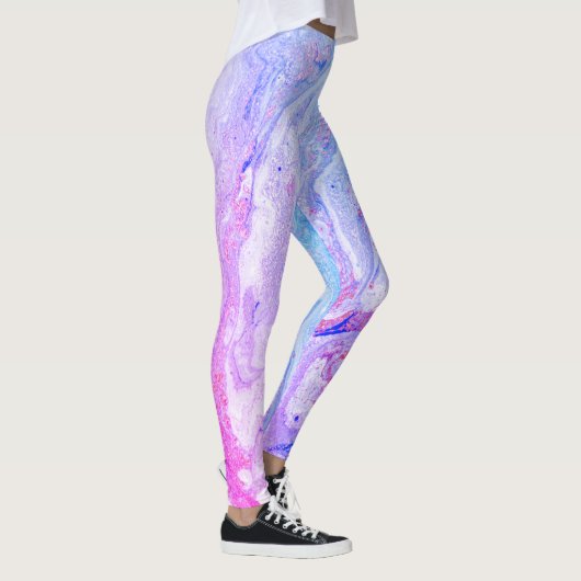 Phantastische Leggings aus blauem Lila Marmor (Rechts)
