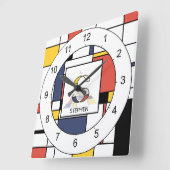 Phantastische Neoplastik Art Monogramm. Buchstabe  Quadratische Wanduhr (Winkel)