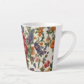 Phantastische, raffinierte rote Blume und empfindl Milchtasse (Rechts)