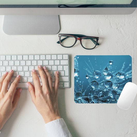 Phantastische Wassertropfmaus Mousepad