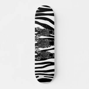 Phantastische Zebra Herd auf Zebra Print Skateboard