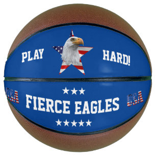 Phantastischer Adler, die amerikanische Flagge, St Basketball