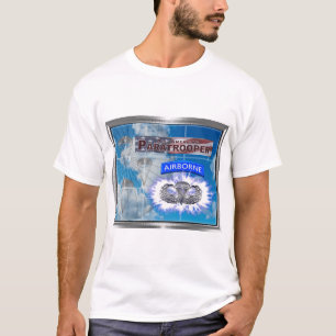 Phantastischer amerikanischer Fallschirmjäger und T-Shirt