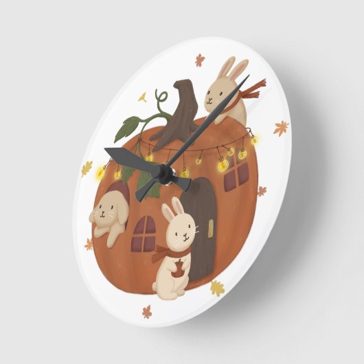 Phantastischer Herbst: Bunny & Pumpkin Runde Wanduhr (Winkel)