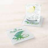 Phantastischer Mosaik Grüner Drache Persönlich Glasuntersetzer (Schrägansicht)