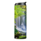 Phantastischer Regenwald und Tiere Thermosbecher (Nach links gedreht)