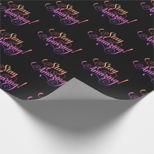 Phantastischer Text auf schwarz bleibe Geschenkpapier (Ecke)