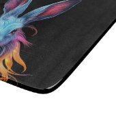 Phantastisches Blaues Kaninchen am Feuer Schneidebrett (Ecke)