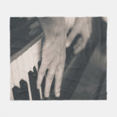 Phantastisches Klavier Fleecedecke (Vorderseite (Horizontal))